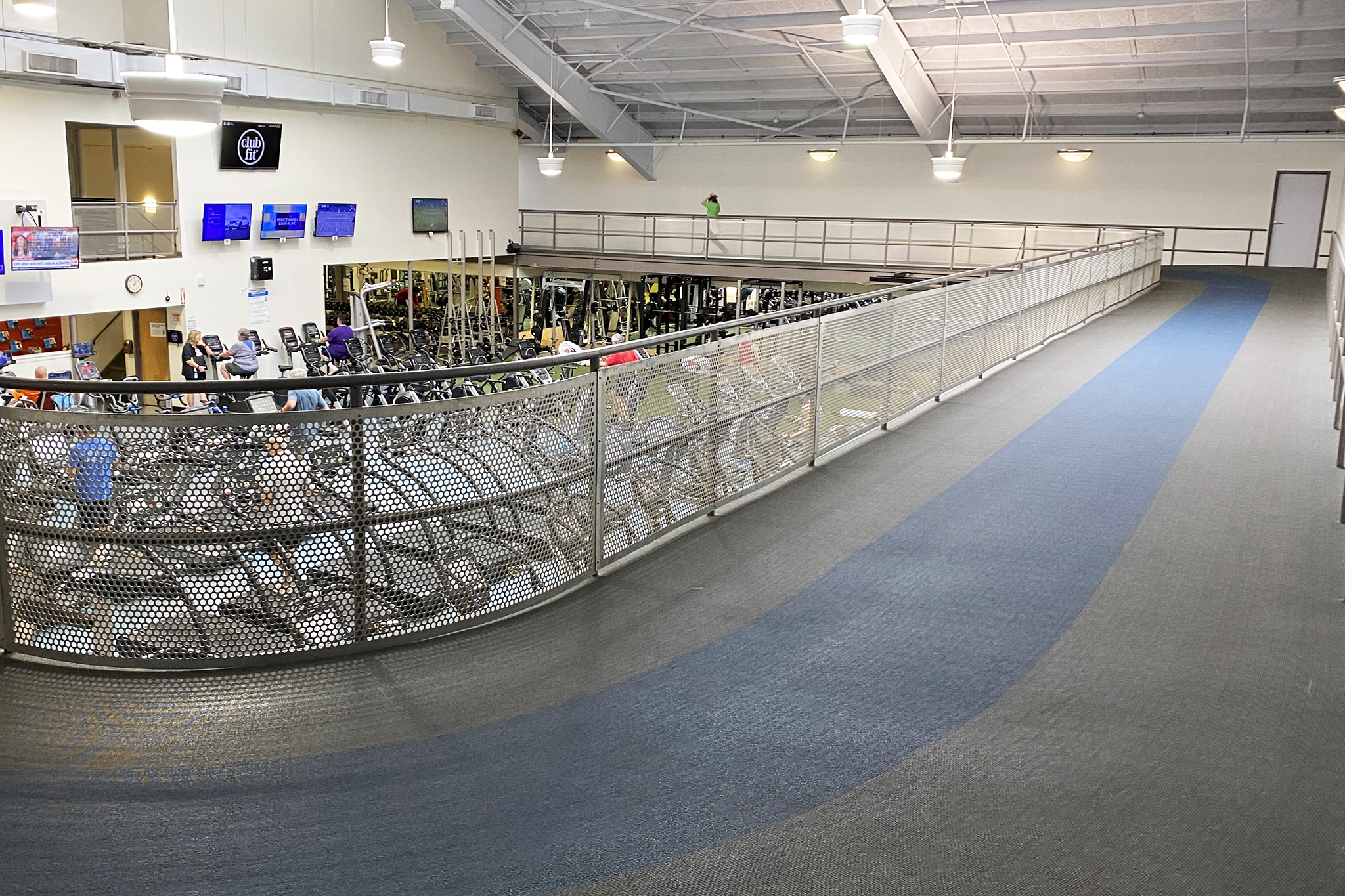 Club Fit Indoor Track