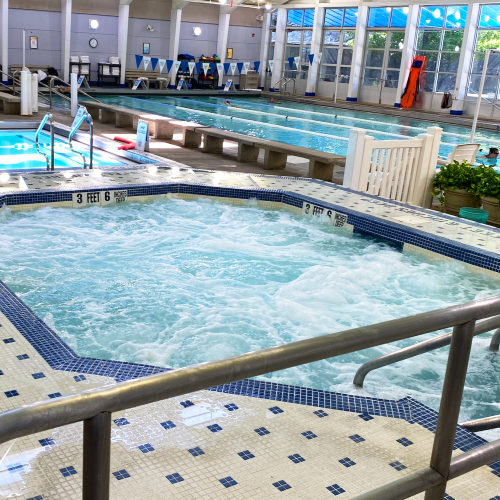 Hot tub at Club Fit